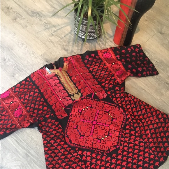 Vintage Dresses & Skirts - 😍BUILT FOR BEAUTY😍